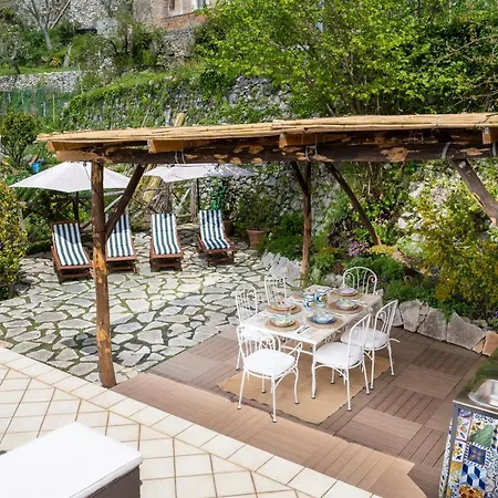 Casa Romelide Amazing View On Amalfi Coast Будинок відпочинку Позітано